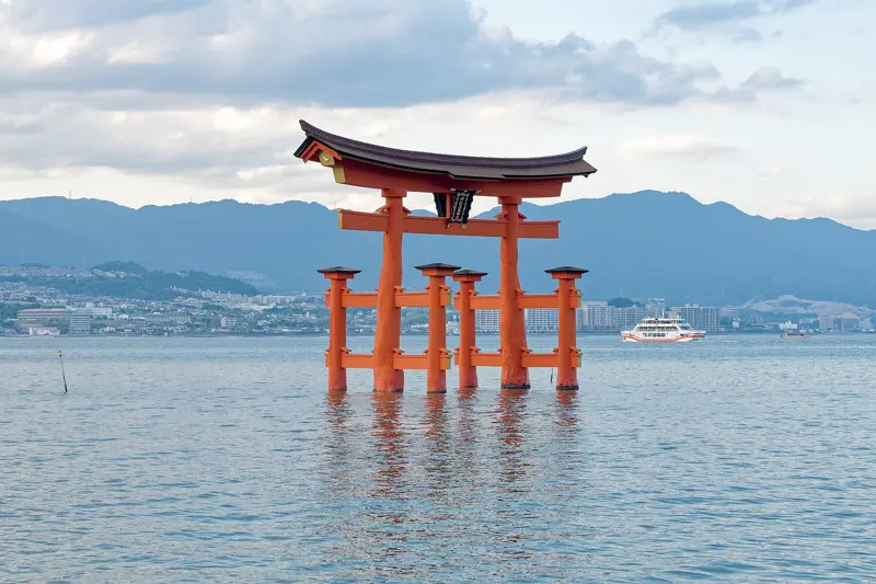 The floating torii of Itsukushima Shrine at Miyajima