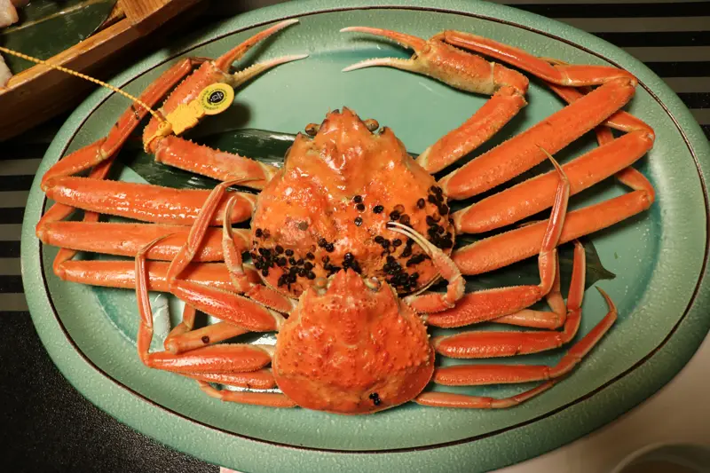 Whole crab, boiled to order