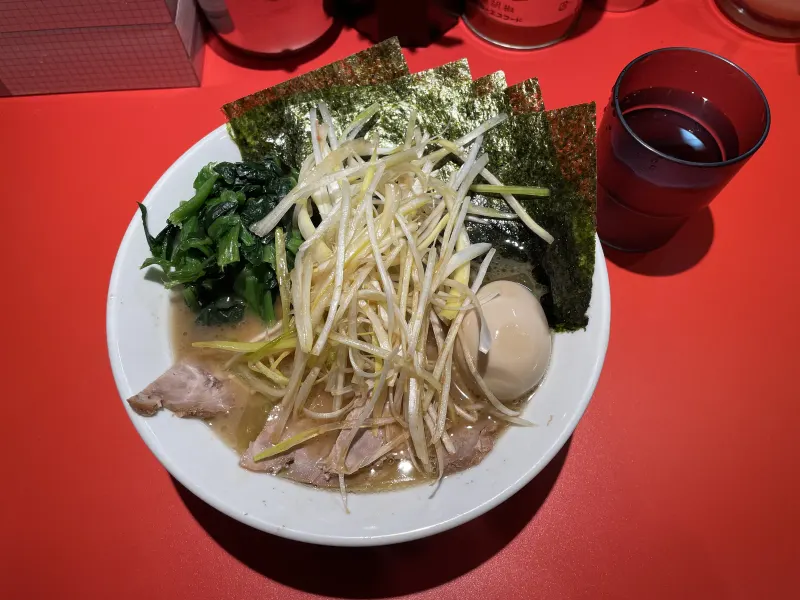 A bowl of Yokohama ie-kei ramen at Yamazakiya