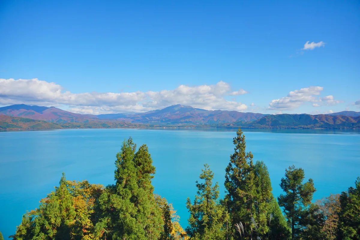 Lake Tazawa in autumn 2022