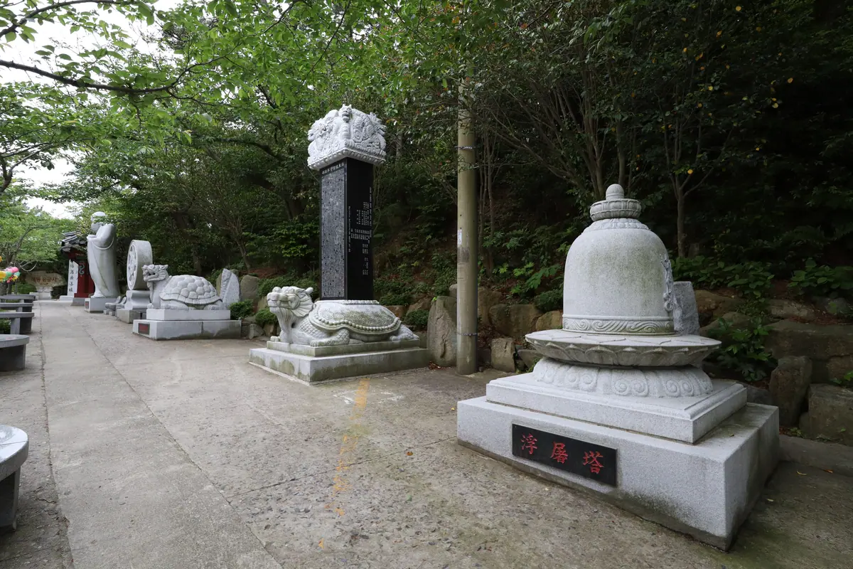Haedong Yonggungsa temple