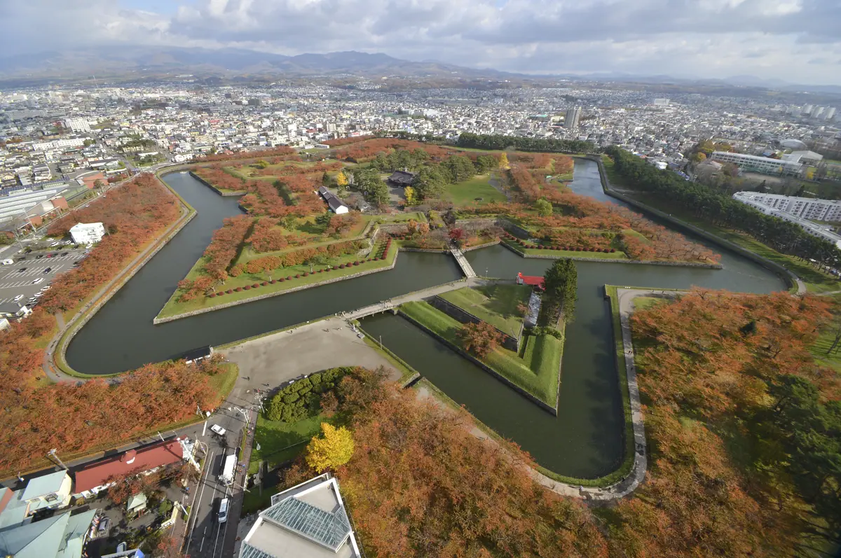 Hokkaido-Goryokaku Fort in Autumn-xl