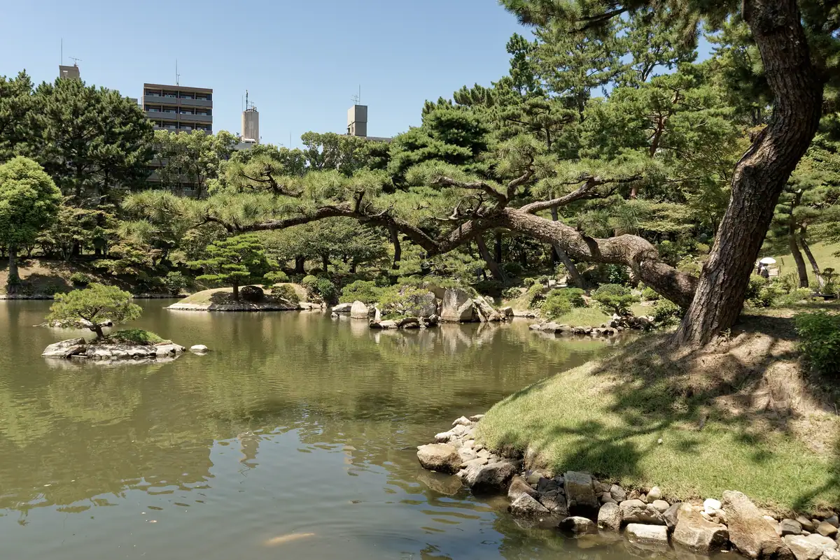 Shukkei-en garden