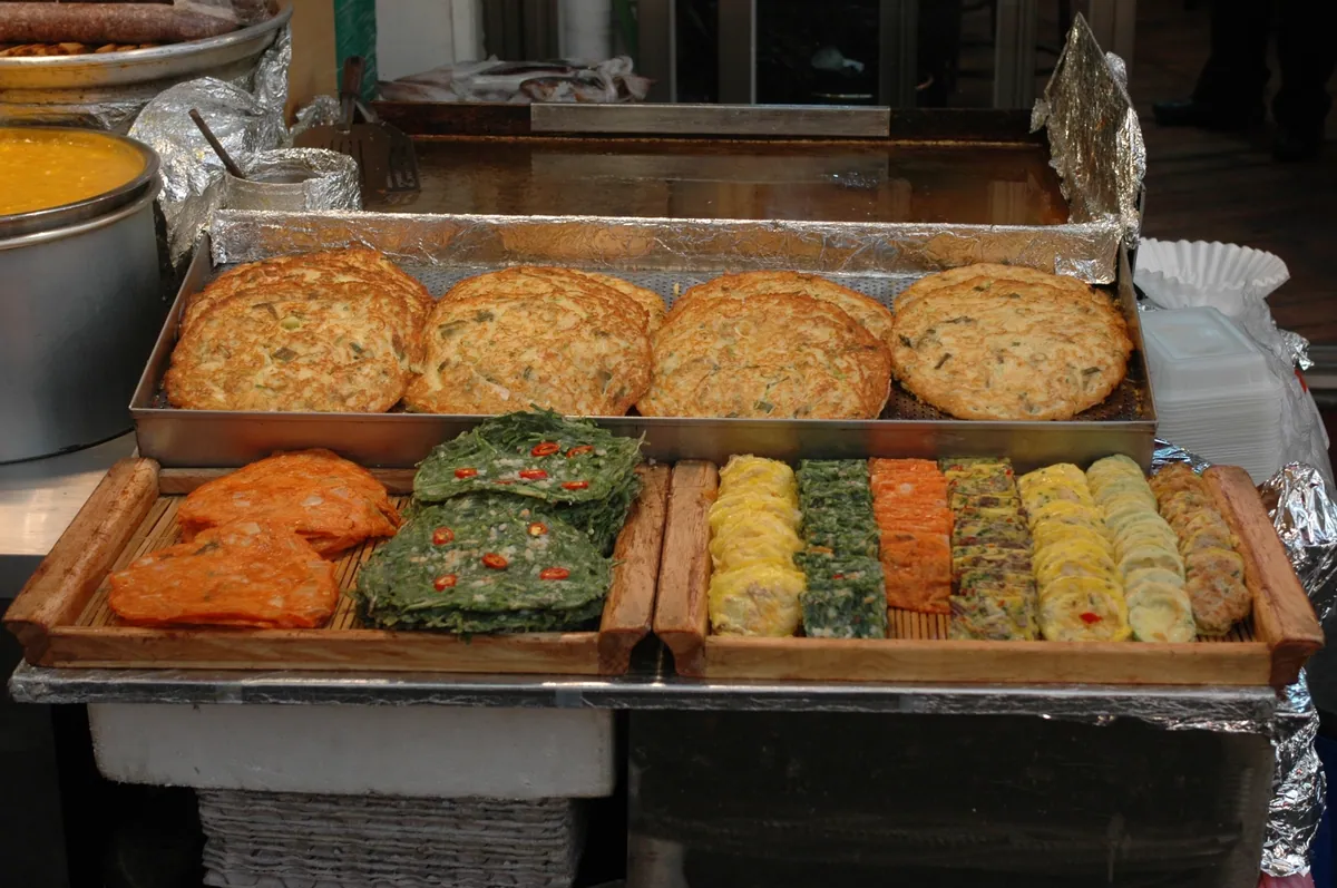 Korean pancakes and pan-fried foods at Gwangjang Market