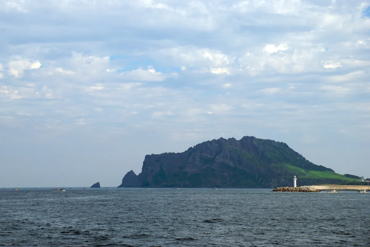 Seongsan Ilchulbong from the ocean