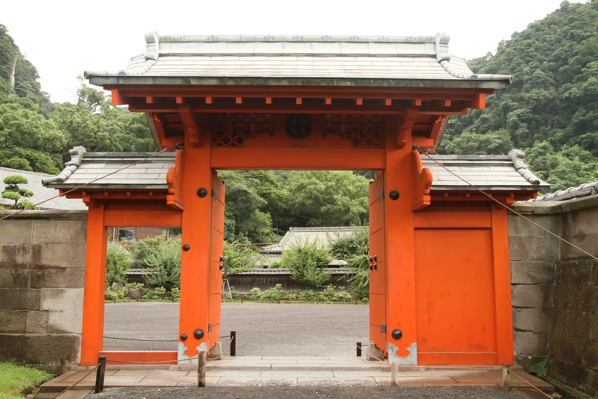 仙巌園錫門