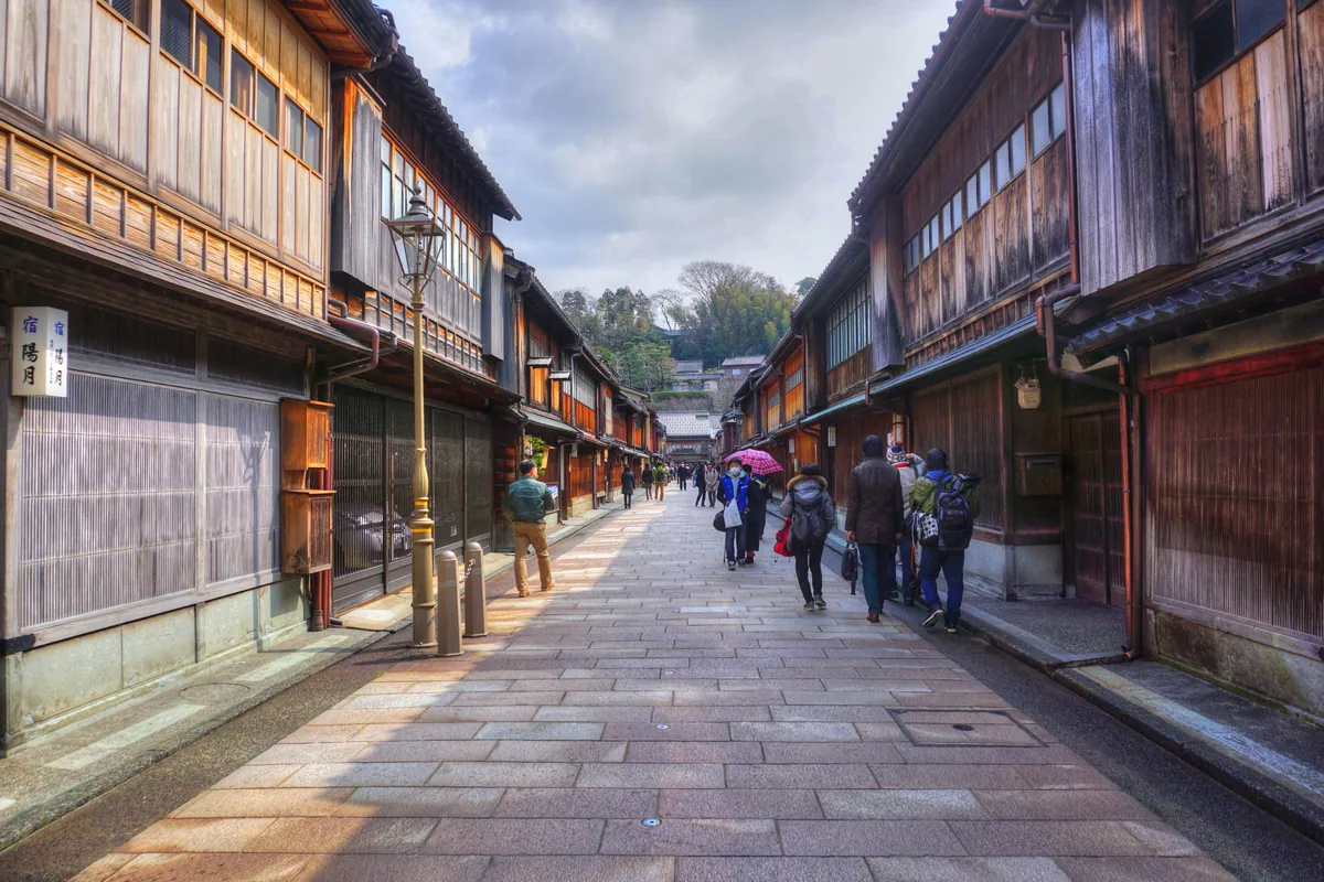 Higashi Chaya teahouse district