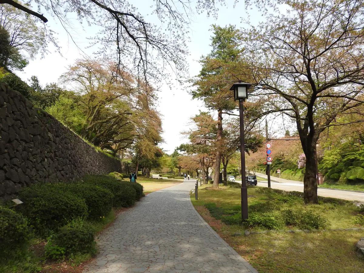 Kanazawa Castle park - 06 - 2016-04-16