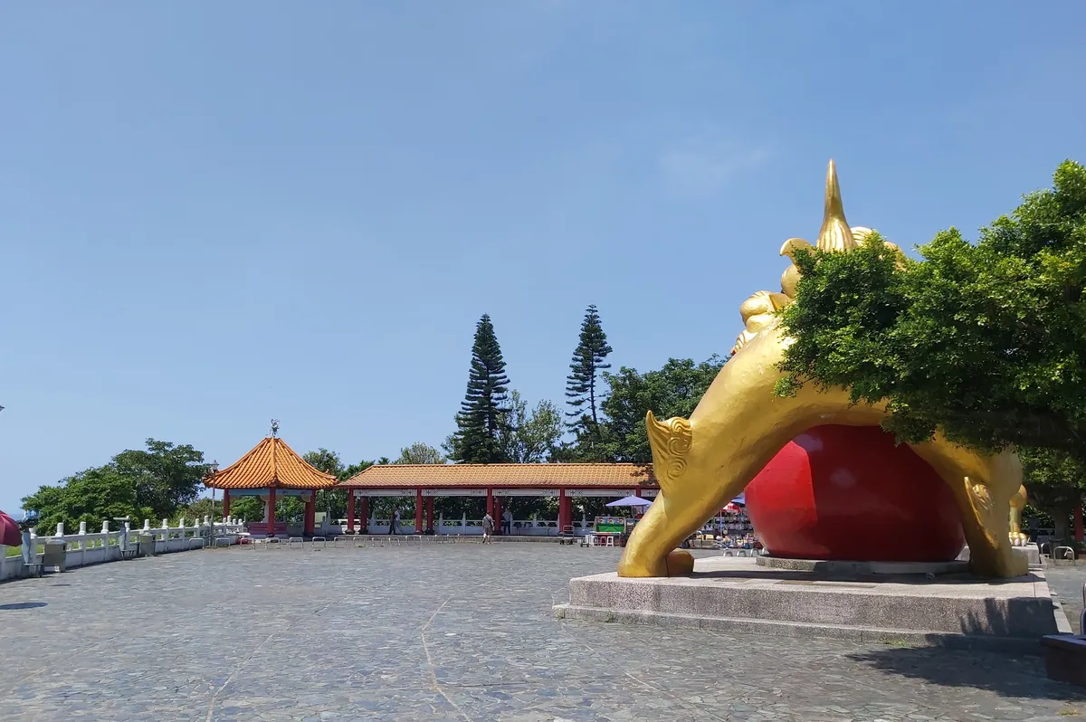 Zhongzheng Park & the Guanyin
