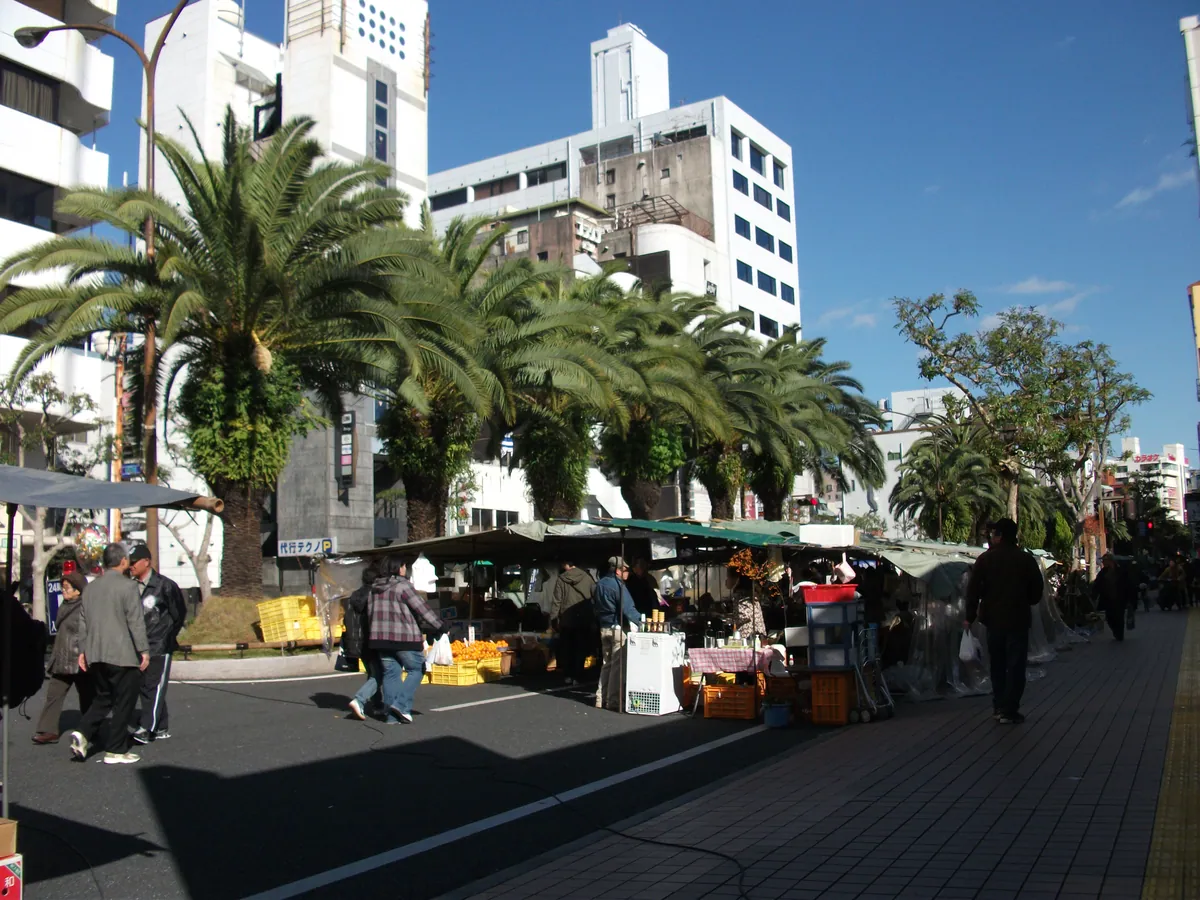 Stalls of the Sunday Market along Otesuji