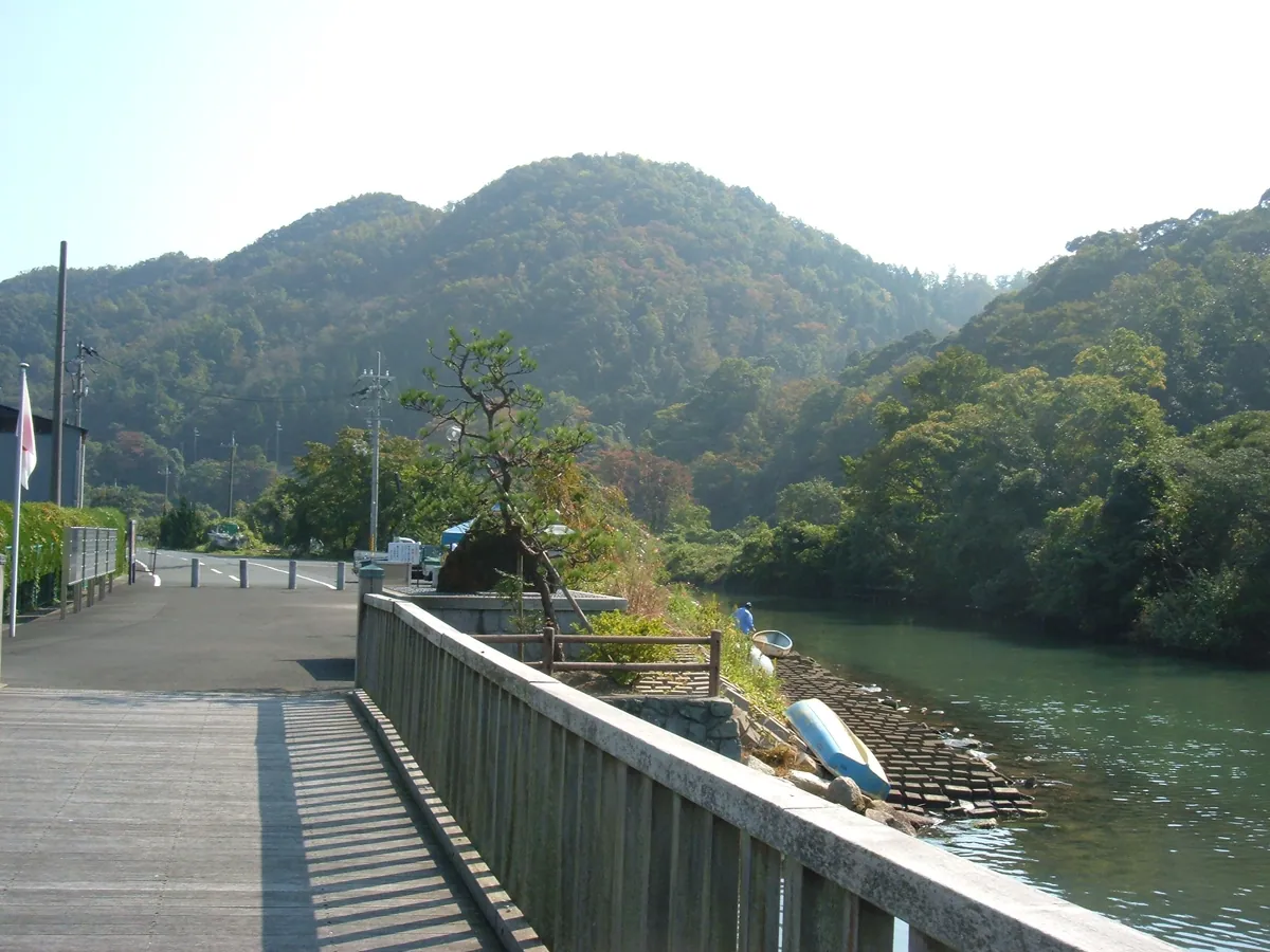 Maizuru Repatriation Memorial Park-Taira Sanbashi04