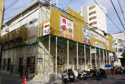 牧志市場:樓下買、樓上吃・那霸 照片2
