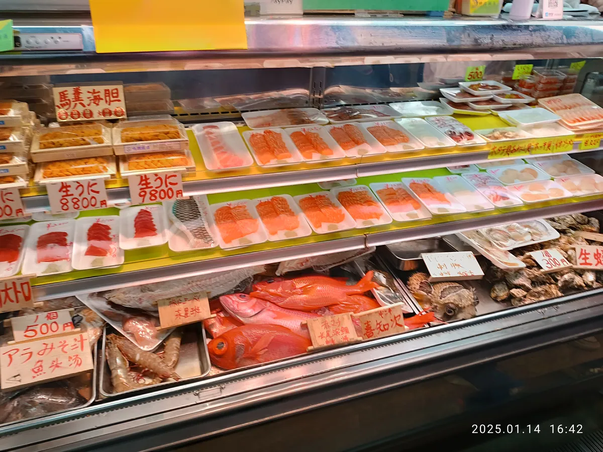 JP 日本 Japan 沖繩 OKINAWA 那霸 Naha 牧志公設市場 Makishi First Public Market at 國際通 KokusaiDori 大平通商店街 TaiHeiDori Business Street January 2025 R12S 05
