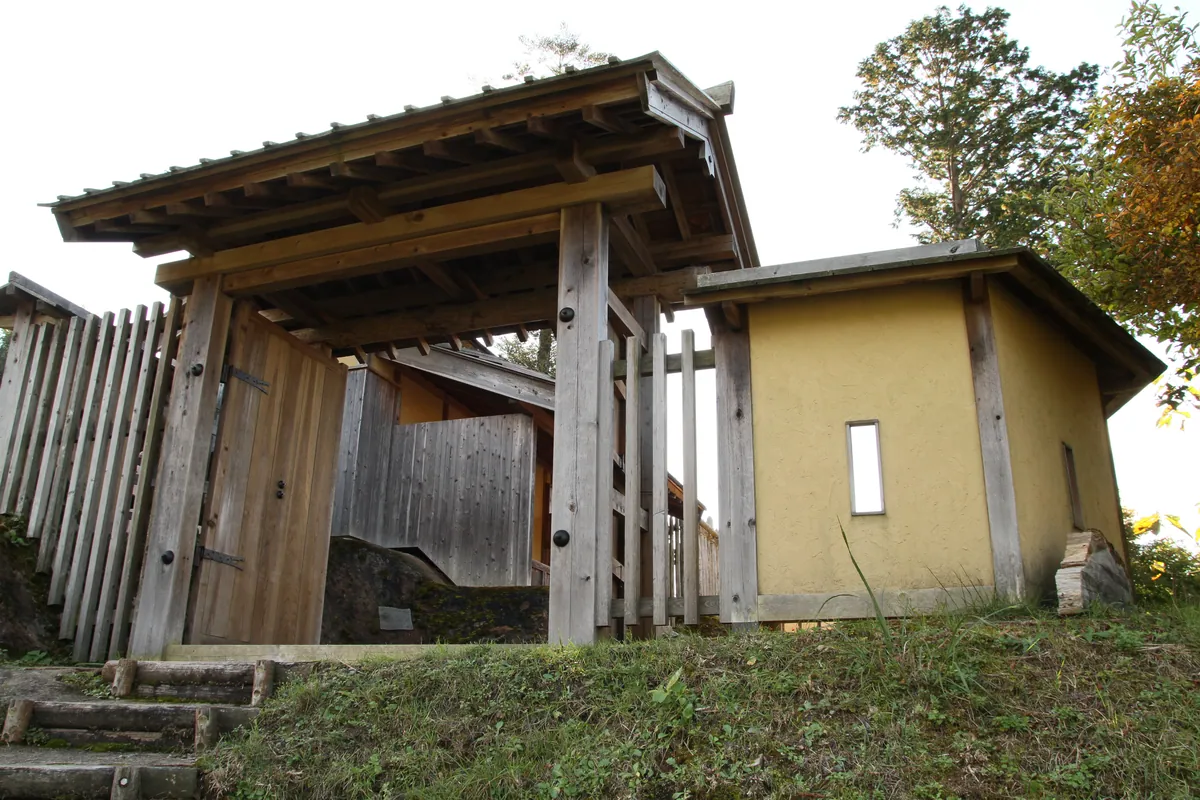 高根城(浜松市)大手門