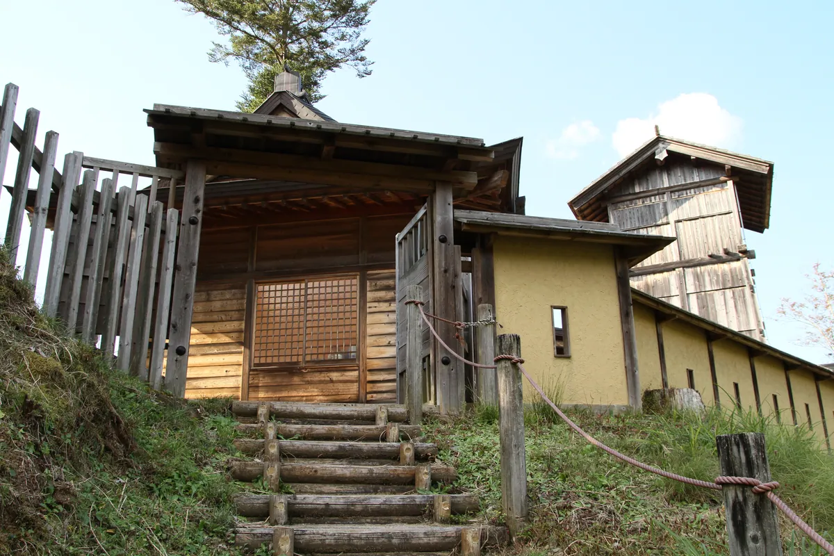 高根城（浜松市）搦手門