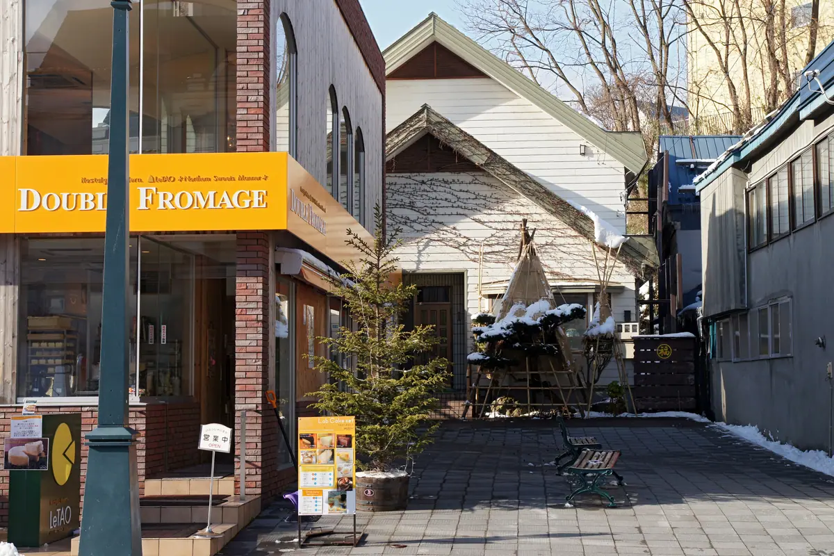 Sakaimachi street Otaru Hokkaido11n