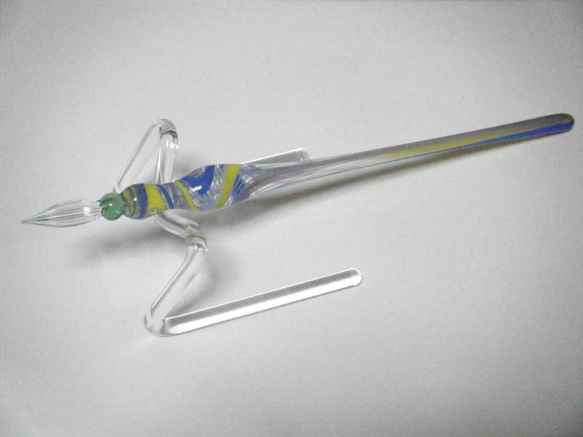 Glass pen