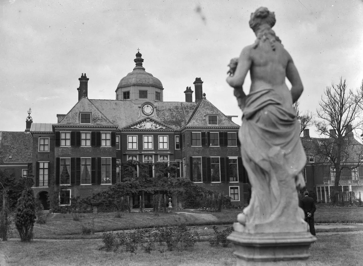Herstelde Paleis Huis ten Bosch, Bestanddeelnr 901-9396
