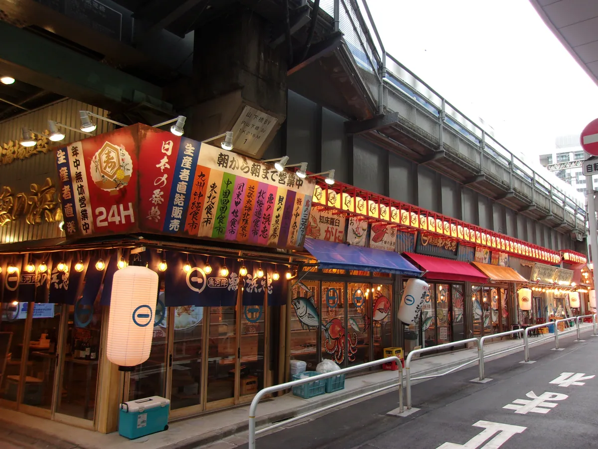 Yurakucho Sanchoku Yokocho (under Tokaido Shinkansen viaducts) 03