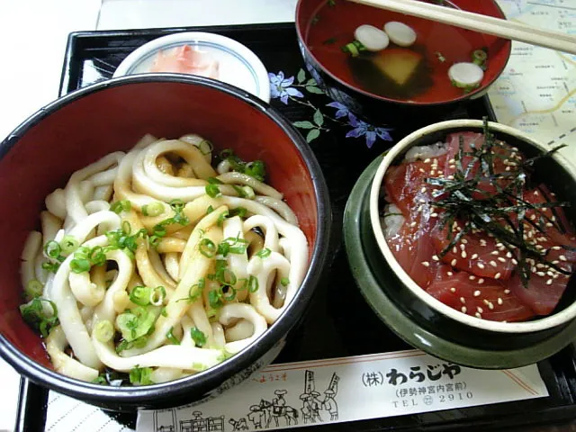 Ise udon, tekone-zushi and clear soup, the local lunch