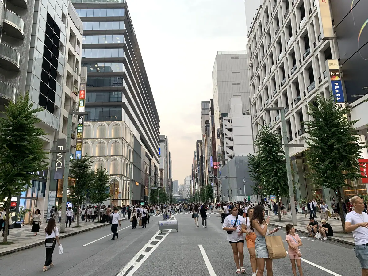 Car free Ginza 2024 05