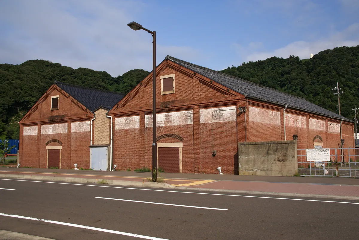 Tsuruga red brick warehouse02s3200