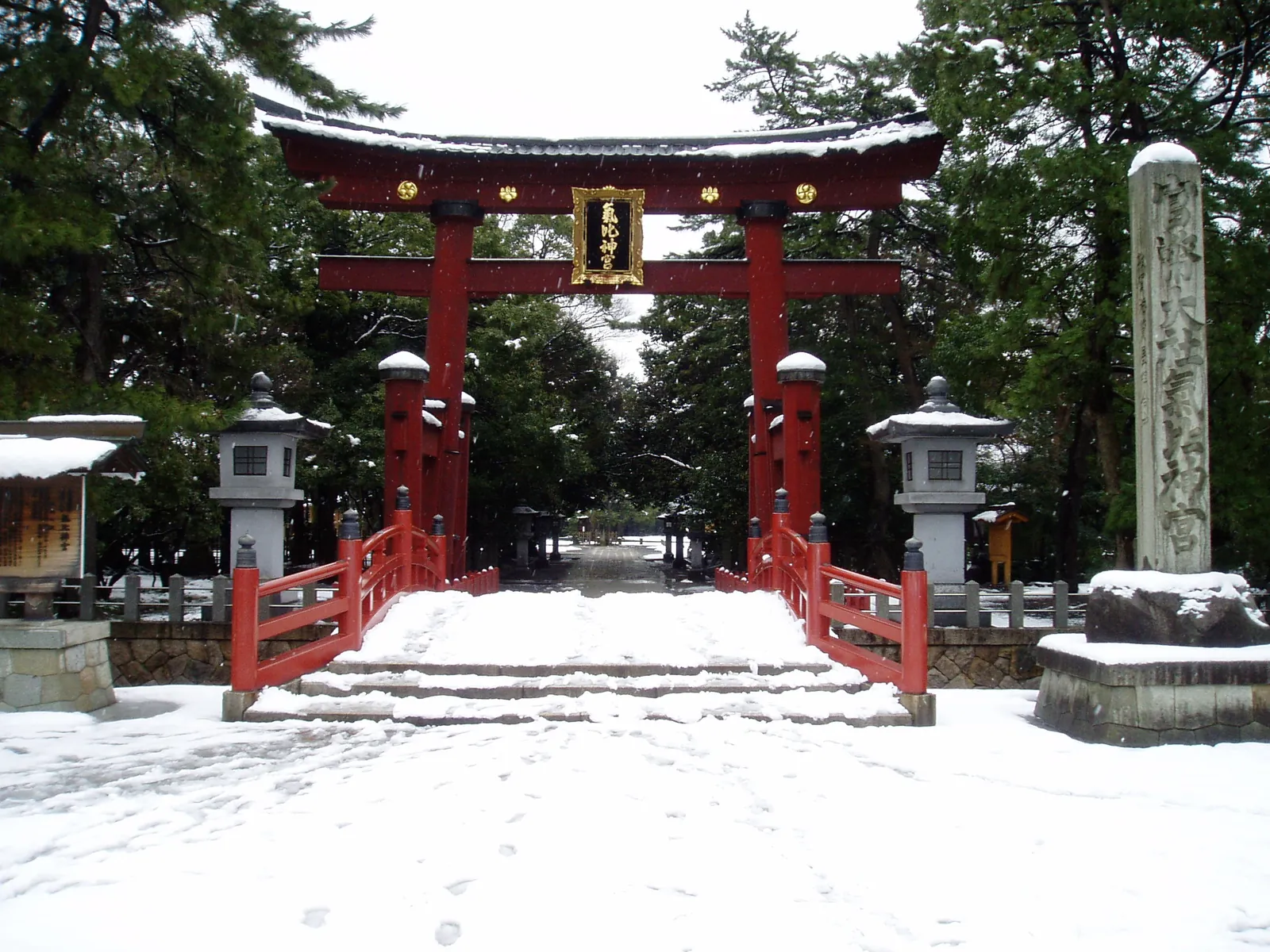 The great torii of Kehi Jingu