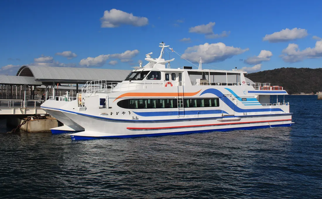 Toba Bay cruise
