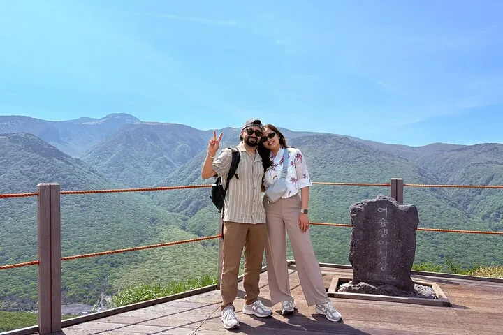 Hallasan National Park_Eoseungsaengak
