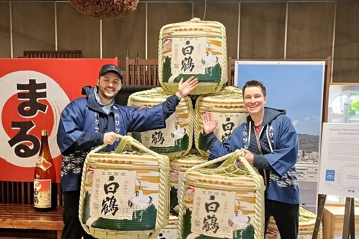 Kobe Sake Tour with Expert Guide: 3+ Breweries, Tastings Included — operator photo 11