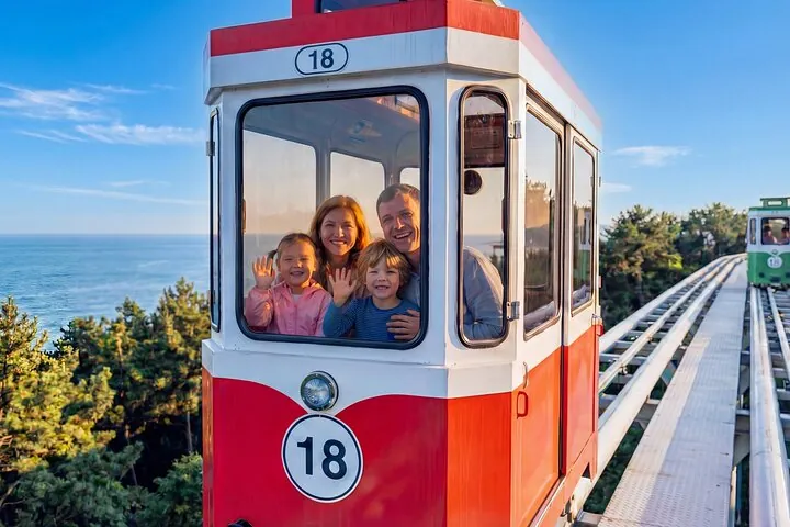 Busan Sky Capsule, guaranteed seats — photo from the operator