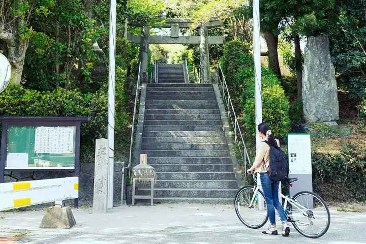 Day trip from central Fukuoka.Rental cycle in Shikanoshima island — operator photo 10
