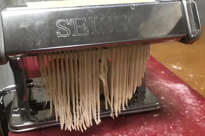 Ramen Cooking Class in Osaka Dotonbori with Sushi or Gyoza Option — operator photo 2