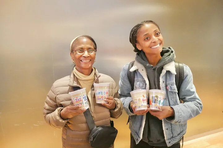 Yokohama: Guided Cup Noodles Museum Tour & Make Your Own Cup — operator photo 8