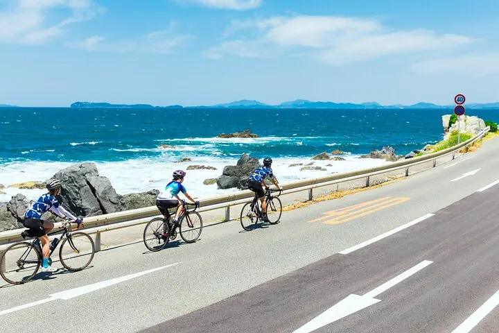 Day trip from central Fukuoka.Rental cycle in Shikanoshima island — operator photo 8