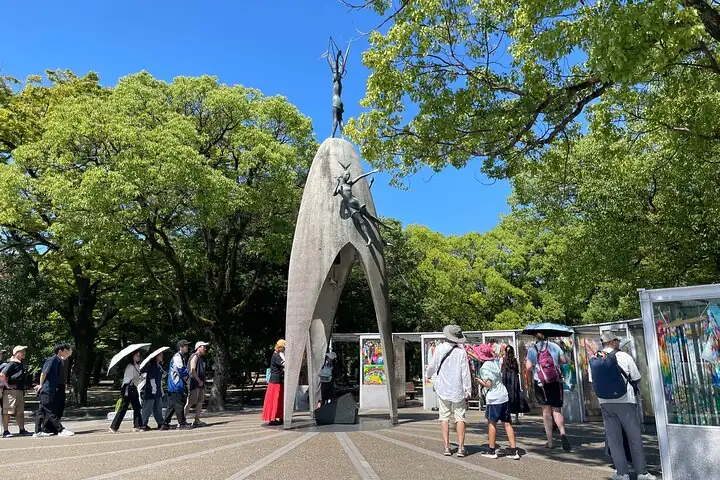 Private Hiroshima Peace Memorial & City Tour with Local Guide — operator photo 2