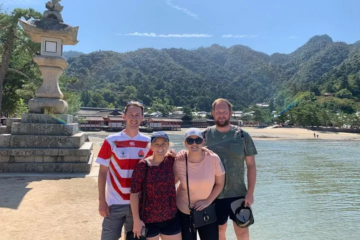 Hiroshima & Miyajima in 1 Day: Private Tour, Licensed Guide — operator photo 3