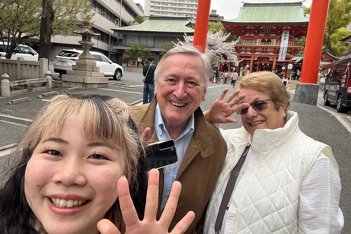 Kobe: Customizable Private Tour w/ Local Student Guide — operator photo 8
