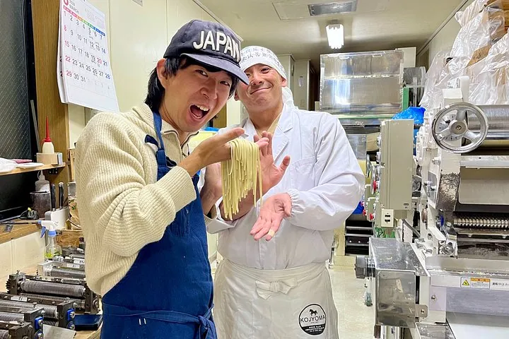 Yokohama Ramen Adventure near Tokyo: From Factory to Home Cooking — operator photo 2