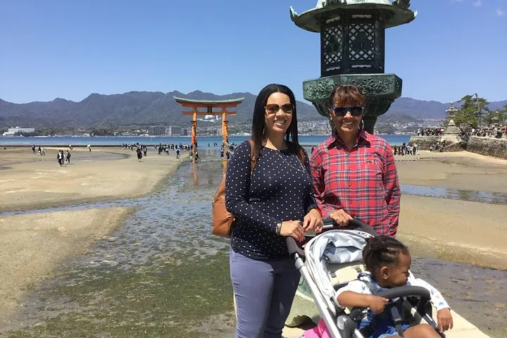 Hiroshima & Miyajima in 1 Day: Private Tour, Licensed Guide — operator photo 10