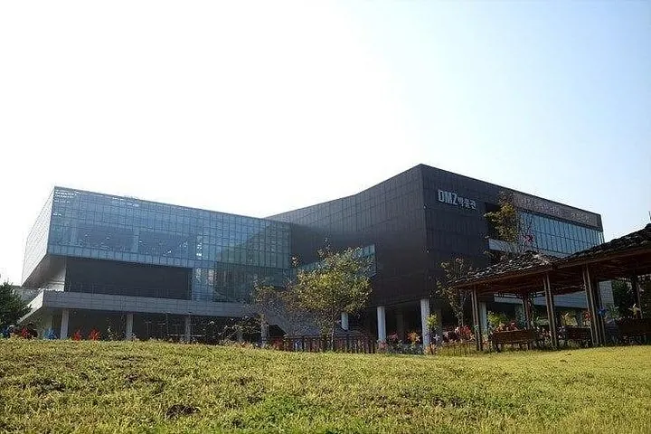 Mount Seorak and Goseong DMZ Observatory from Sokcho — operator photo 11