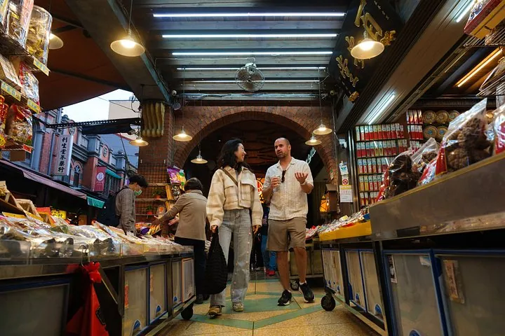 Taipei: Disappearing Flavors of Taiwan Food Tour with 12+ Tasters — operator photo 4