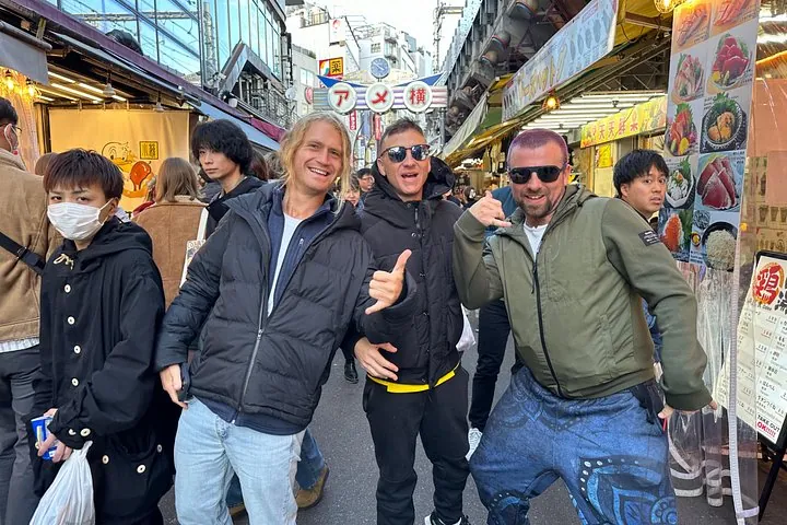 Chill Out in Tokyo: Personalized Private Tours with Local Friends — operator photo 4