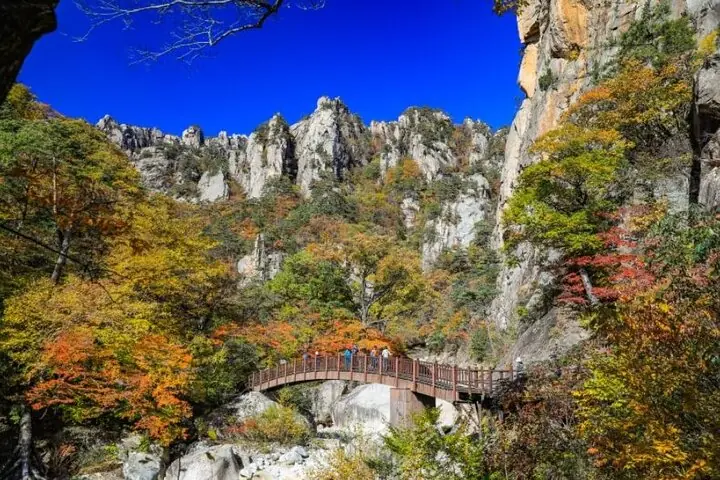 Mt. Seorak, Jujeongol Valley