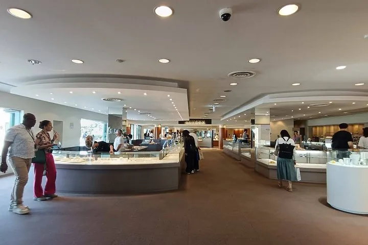 Mie: Mikimoto Pearl Island and the Birth of Cultured Pearls — operator photo 5