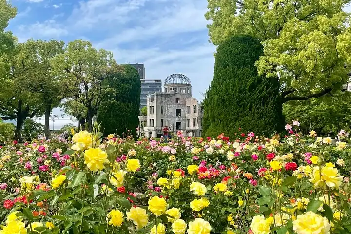 Private Hiroshima Peace Memorial & City Tour with Local Guide — operator photo 4