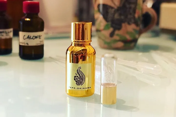 Couture Perfume Workshop — operator photo 2