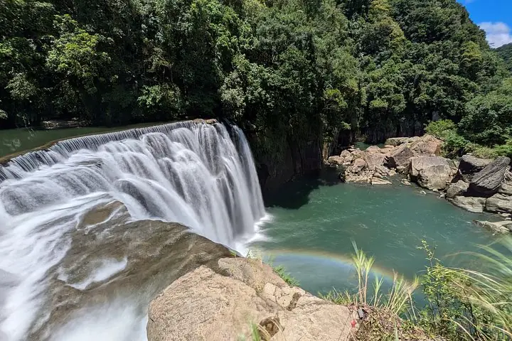 Shifen Watefall, the “Little Niagara of Taiwan”.