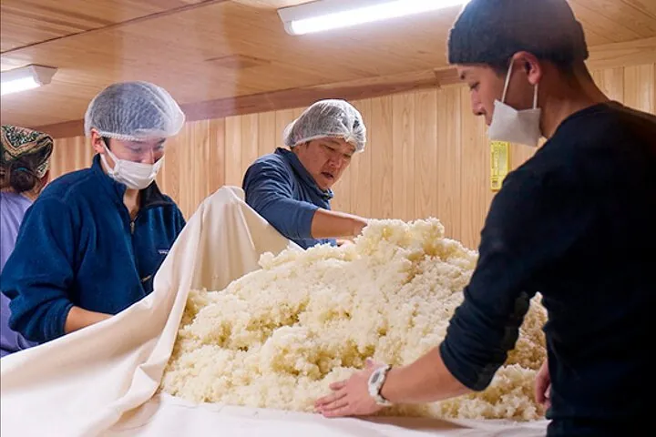 Essence of Sake Shikomi Mizu Brewing Water at Obama Shuzo — operator photo 8