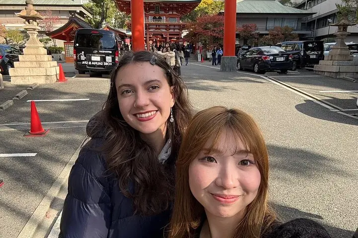 Kobe: Customizable Private Tour w/ Local Student Guide — operator photo 5